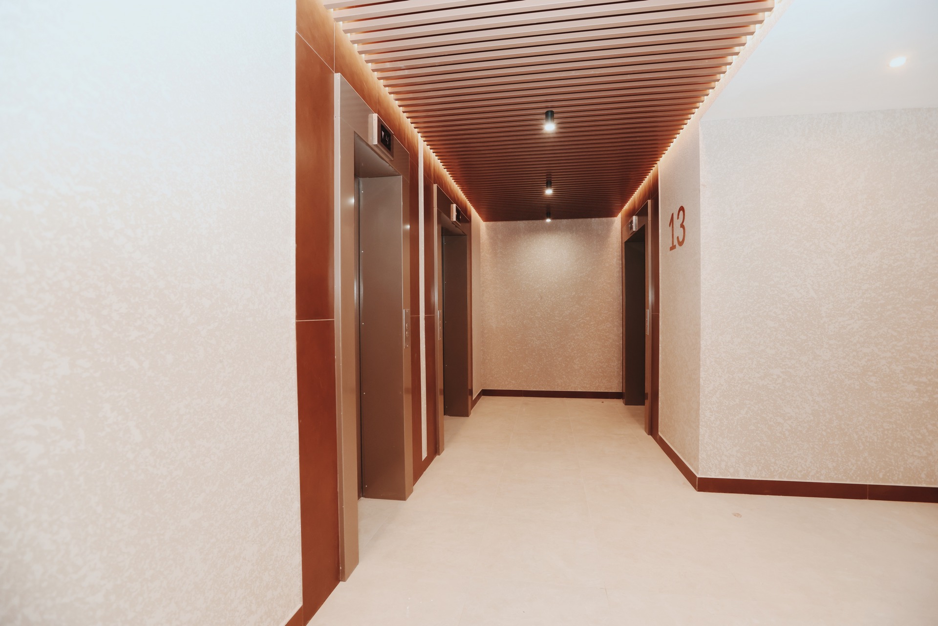 ЛИФТОВОЙ ХОЛЛ